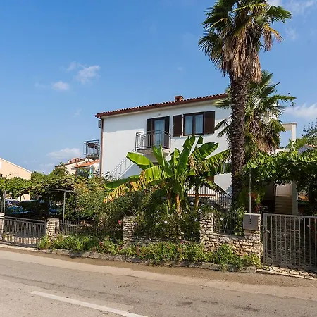 Apartment Luce Poreč Exterior foto
